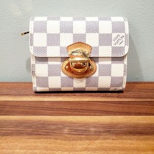 Louis Vuitton Joey wallet